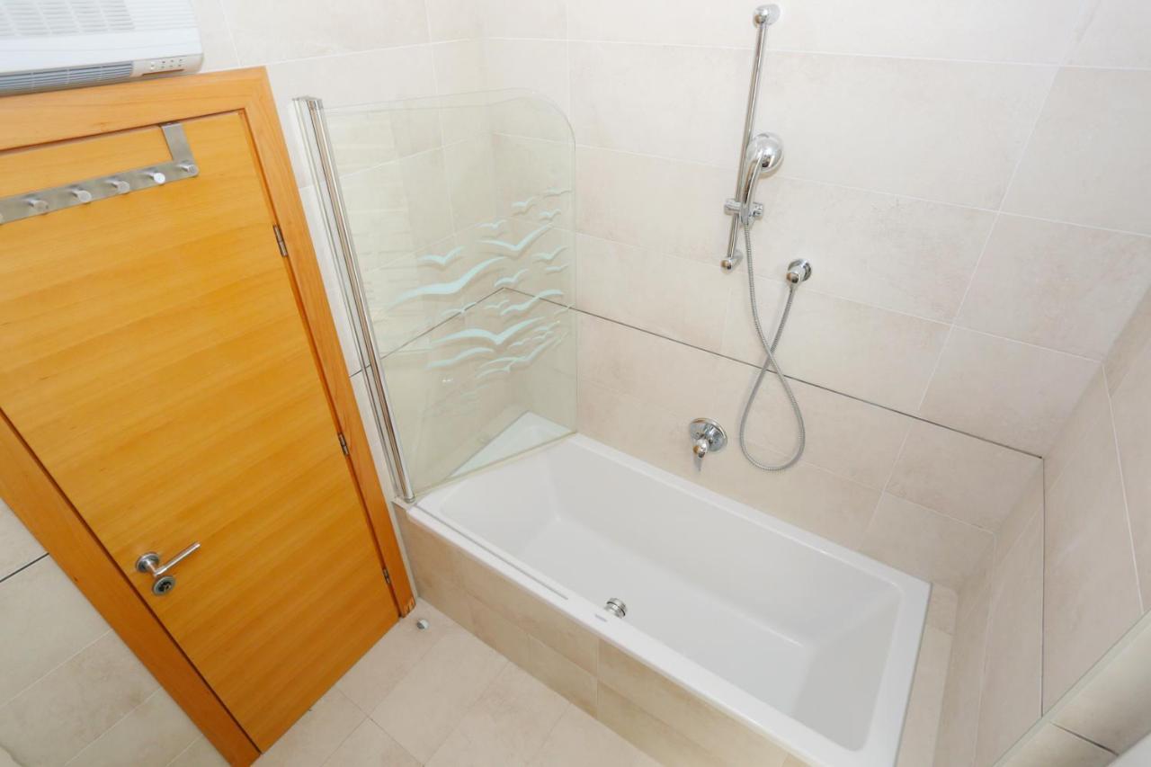Luxury Family Apartment Omis Exterior photo